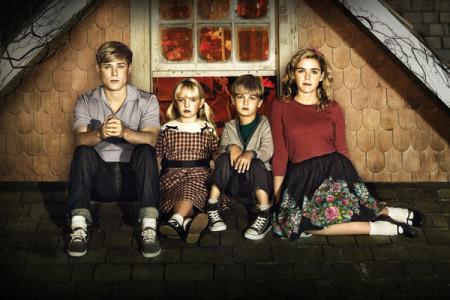 TV Movie Review: ‘Flowers in the Attic’...