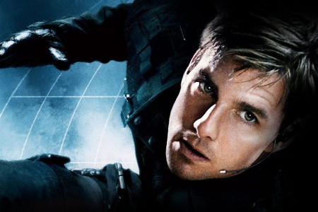 Studio Movie Grill Hosts Tom Cruise Doppelgänger...